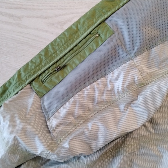 Eddie Bauer Green rain jacket - Picture 4 of 7